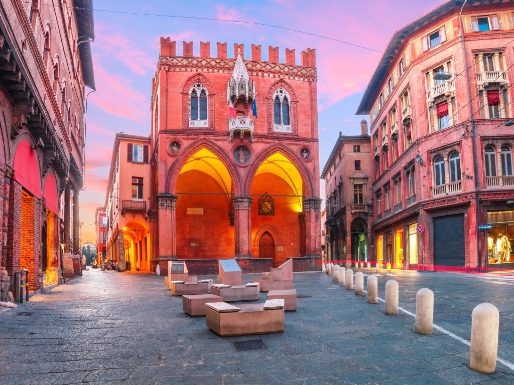 Vacanze Yoga in Emilia Romagna - Bologna